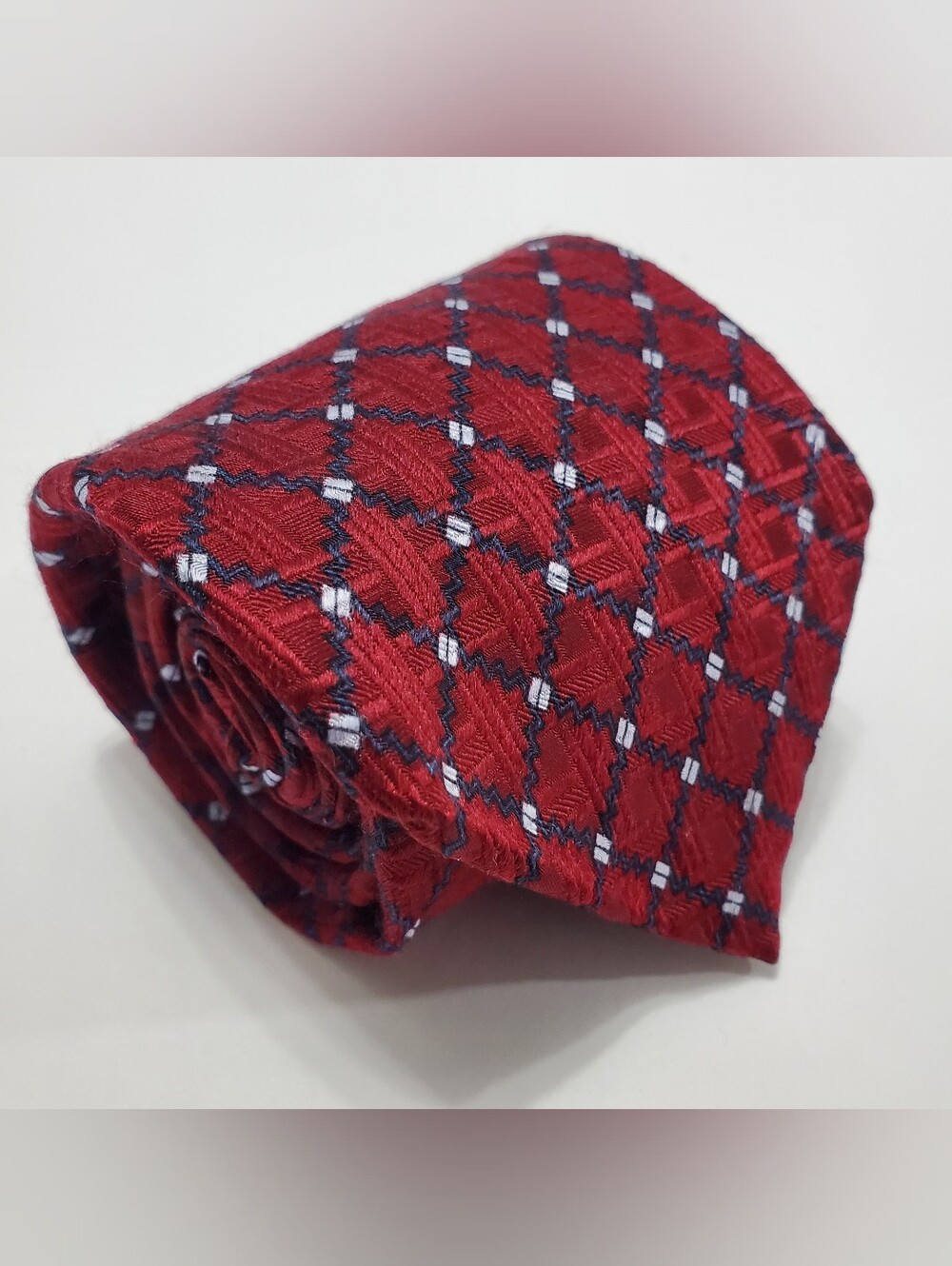 Arrow Men's Silk Neck Tie Red Basketweave Pattern 60x3.75" Jacquard Fabric